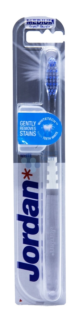 JORDAN TOOTHBRUSH TARGET WHITE MEDIUM 